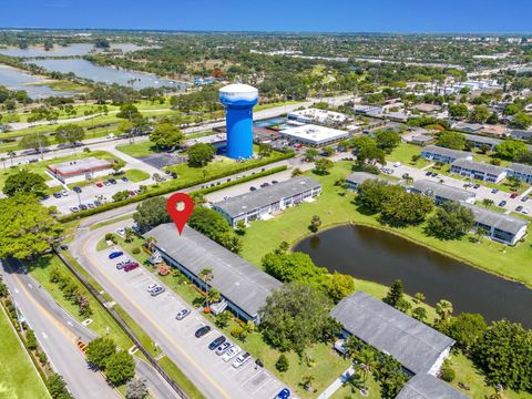 A home in Deerfield Beach