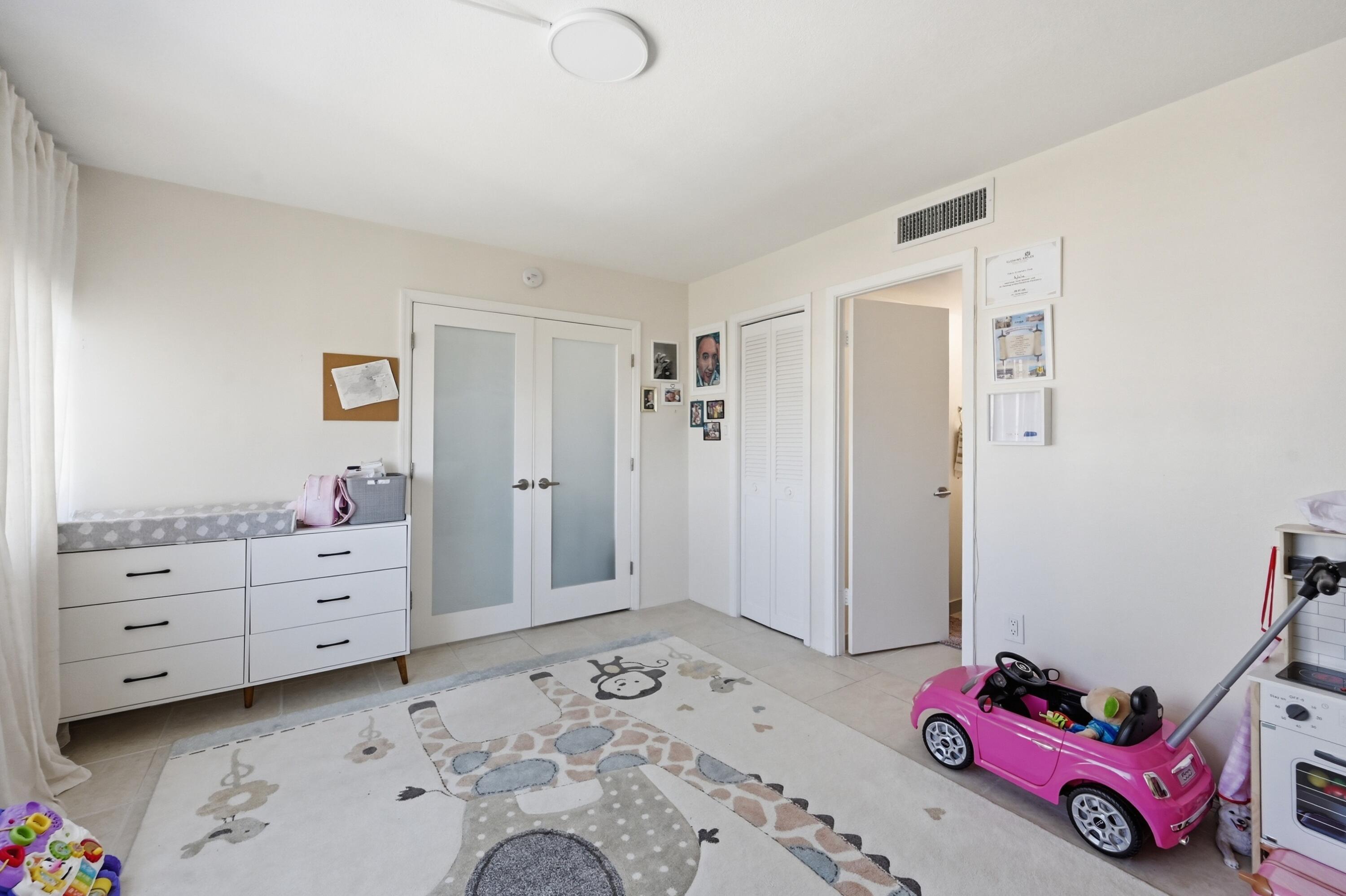 DEL PRADO MARINA - Residential