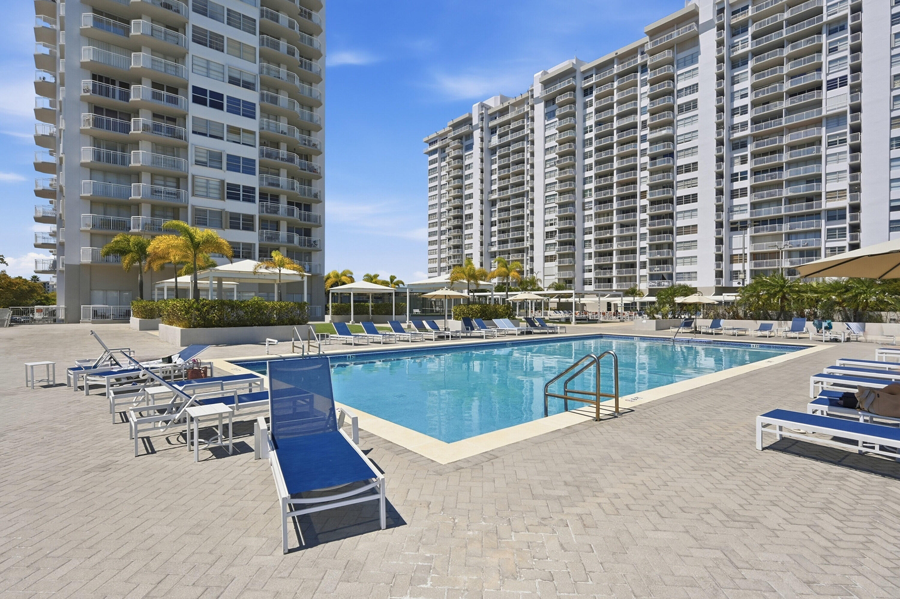 DEL PRADO MARINA - Residential