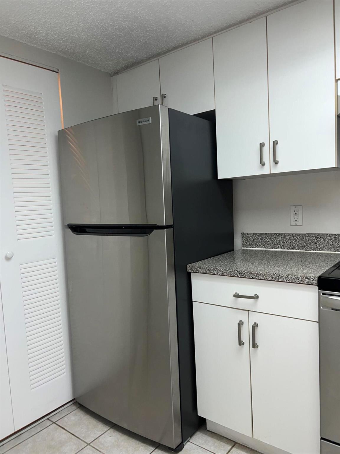 EVERGREEN LAKES CONDO - Residential Lease