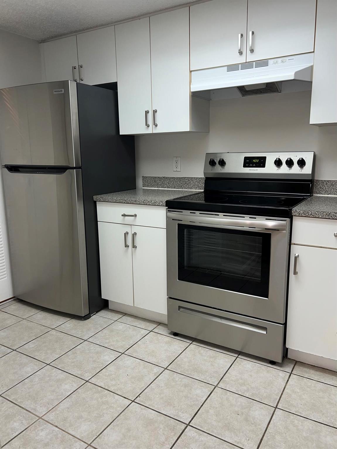 EVERGREEN LAKES CONDO - Residential Lease