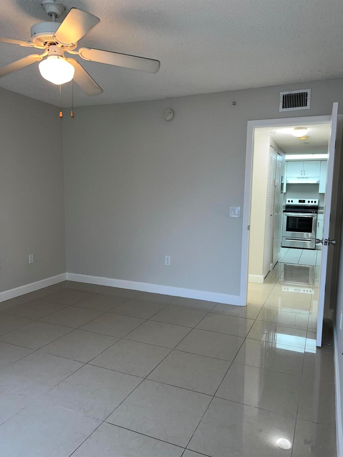 EVERGREEN LAKES CONDO - Residential Lease