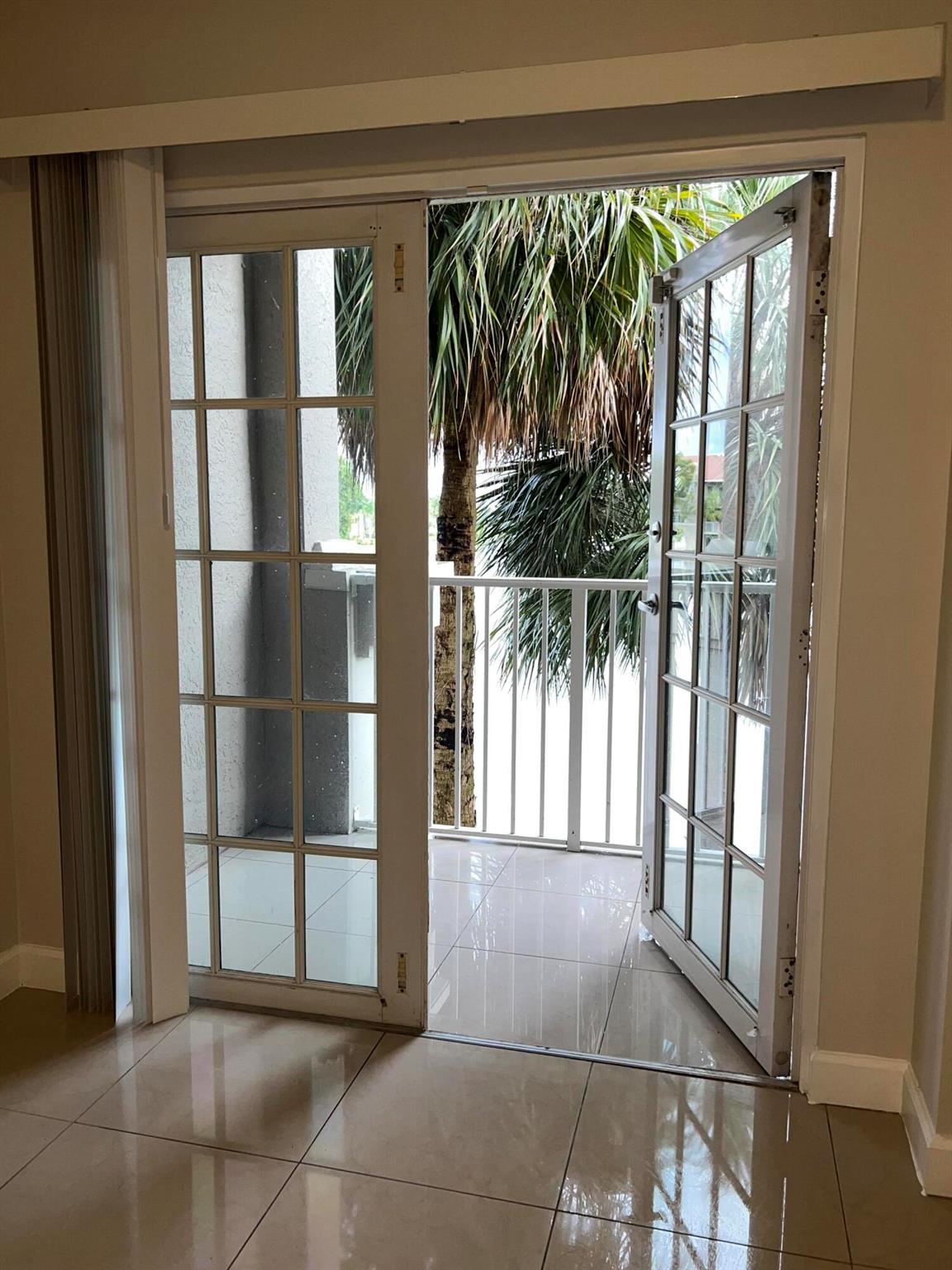 EVERGREEN LAKES CONDO - Residential Lease
