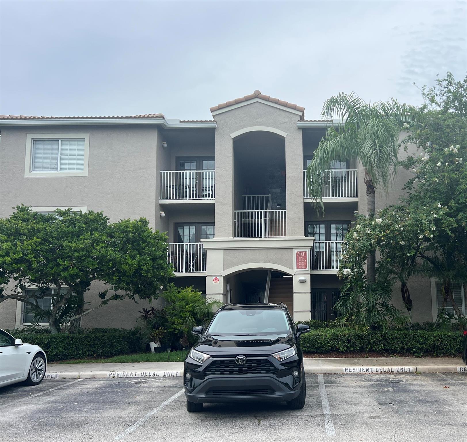 EVERGREEN LAKES CONDO - Residential Lease
