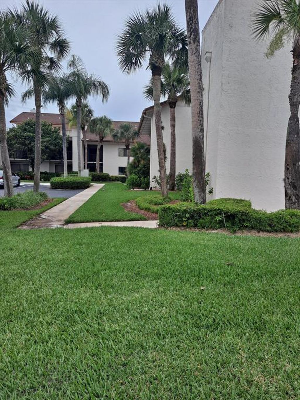 Photo of 3500 Twin Lakes Terrace #202, Fort Pierce, FL 34950 (MLS # R10727809)