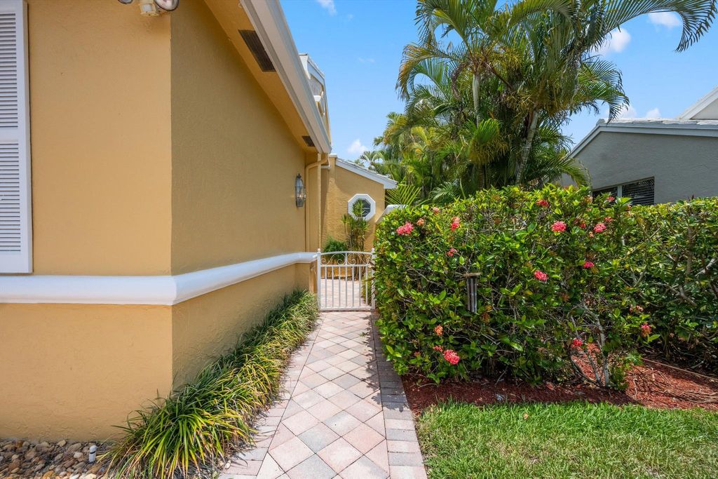 Photo of 4362 Kensington Park Way, Lake Worth, FL 33449 (MLS # R11143555)