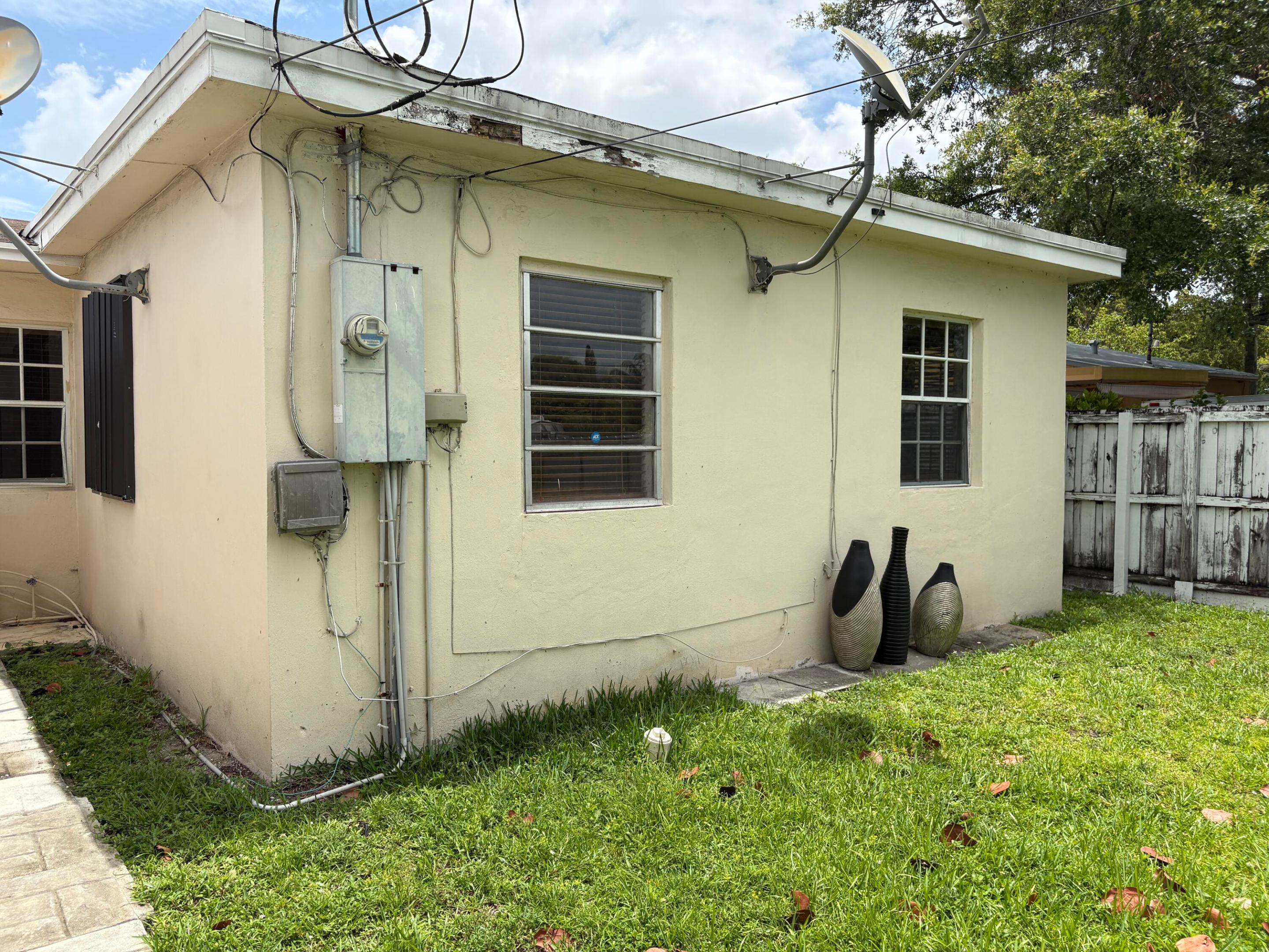 706 Glenn Parkway