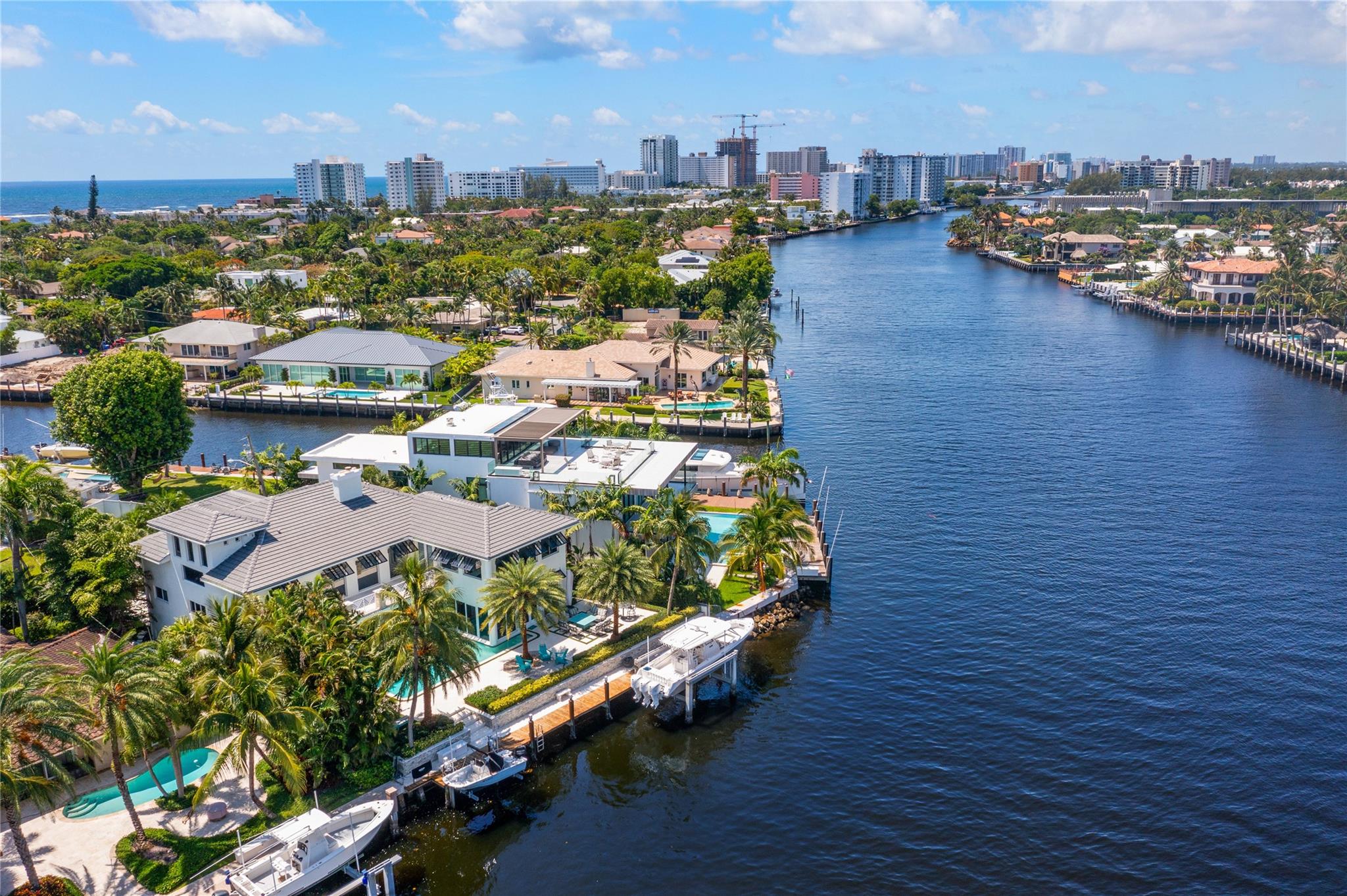 HILLSBORO SHORES SEC B - Residential