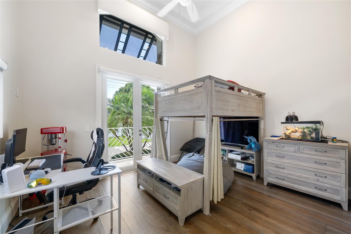 HILLSBORO SHORES SEC B - Residential