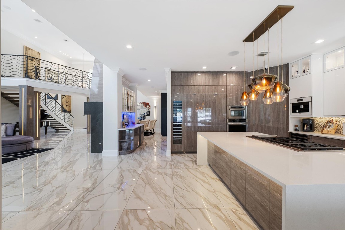 HILLSBORO SHORES SEC B - Residential