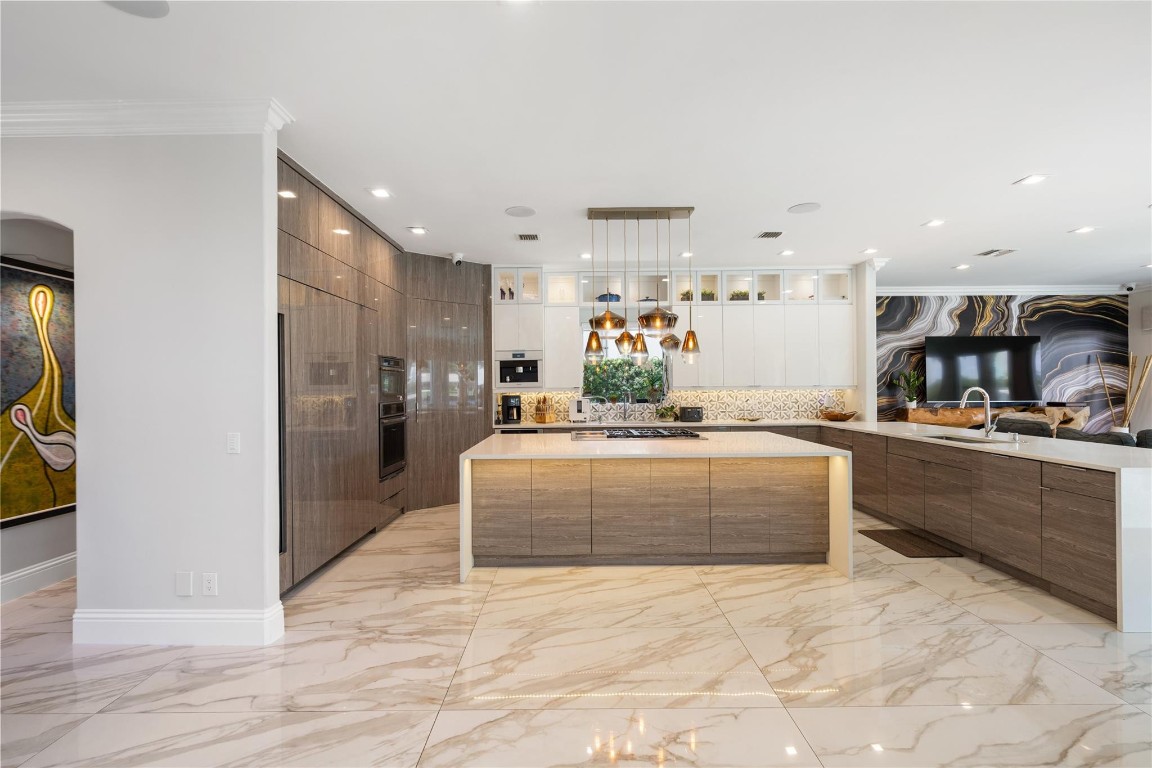 HILLSBORO SHORES SEC B - Residential