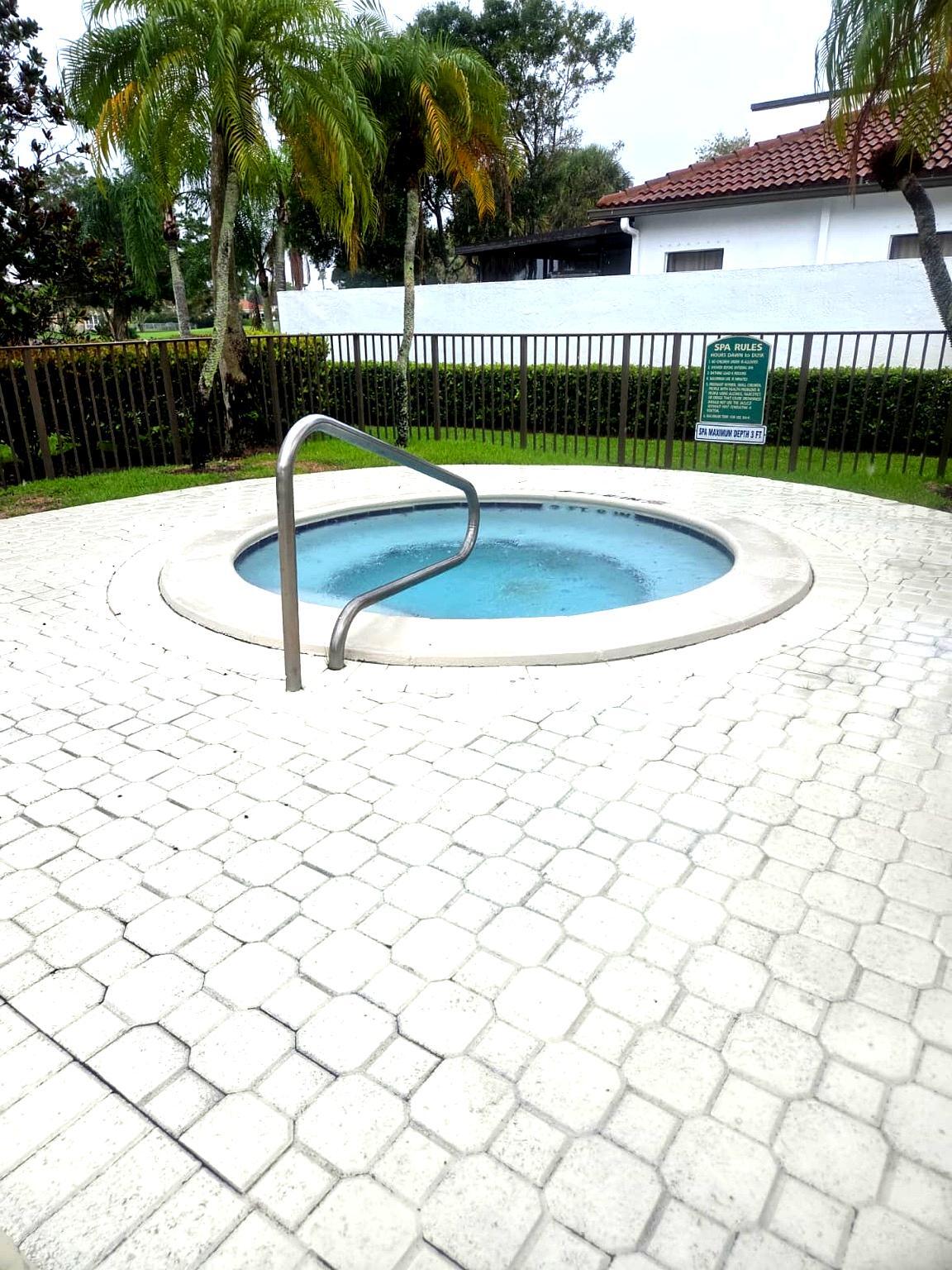 Las Verdes - Residential