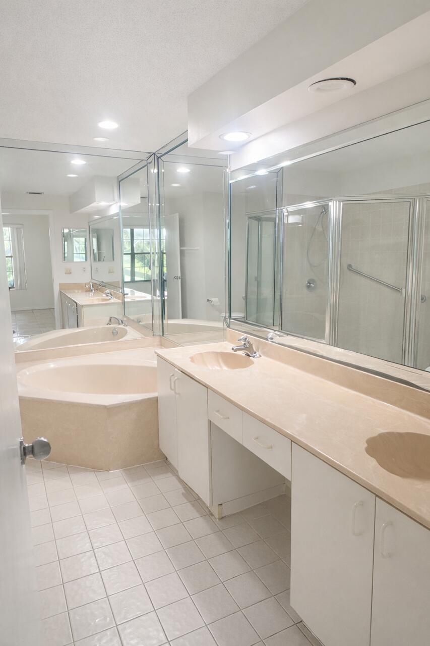 Las Verdes - Residential