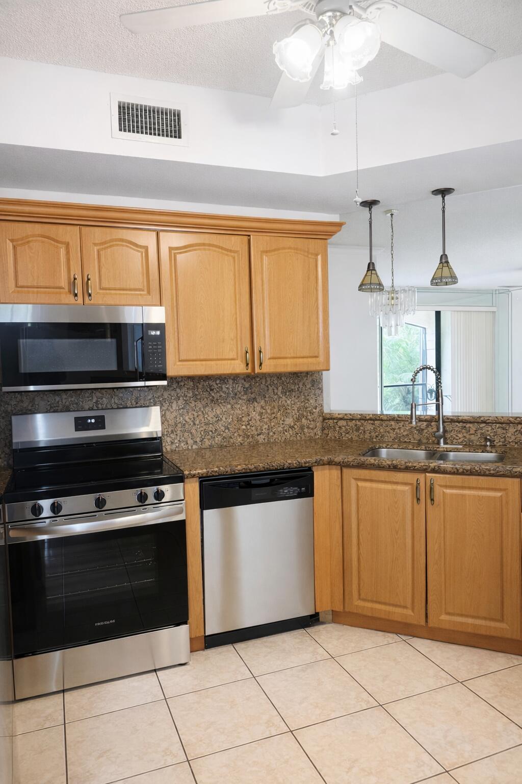 Las Verdes - Residential