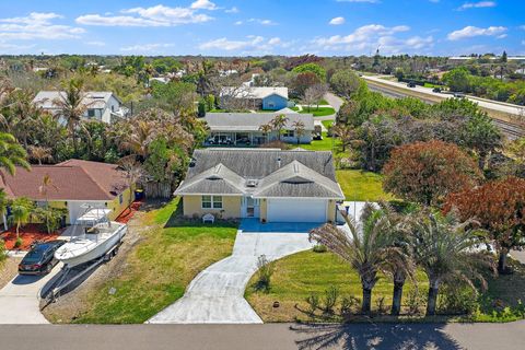 Photo of 7954 SE Carlton Street E, Hobe Sound, FL 33455 (MLS # R11169658)