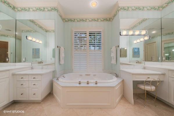 OLD PORT VILLAGE 1 - Residential