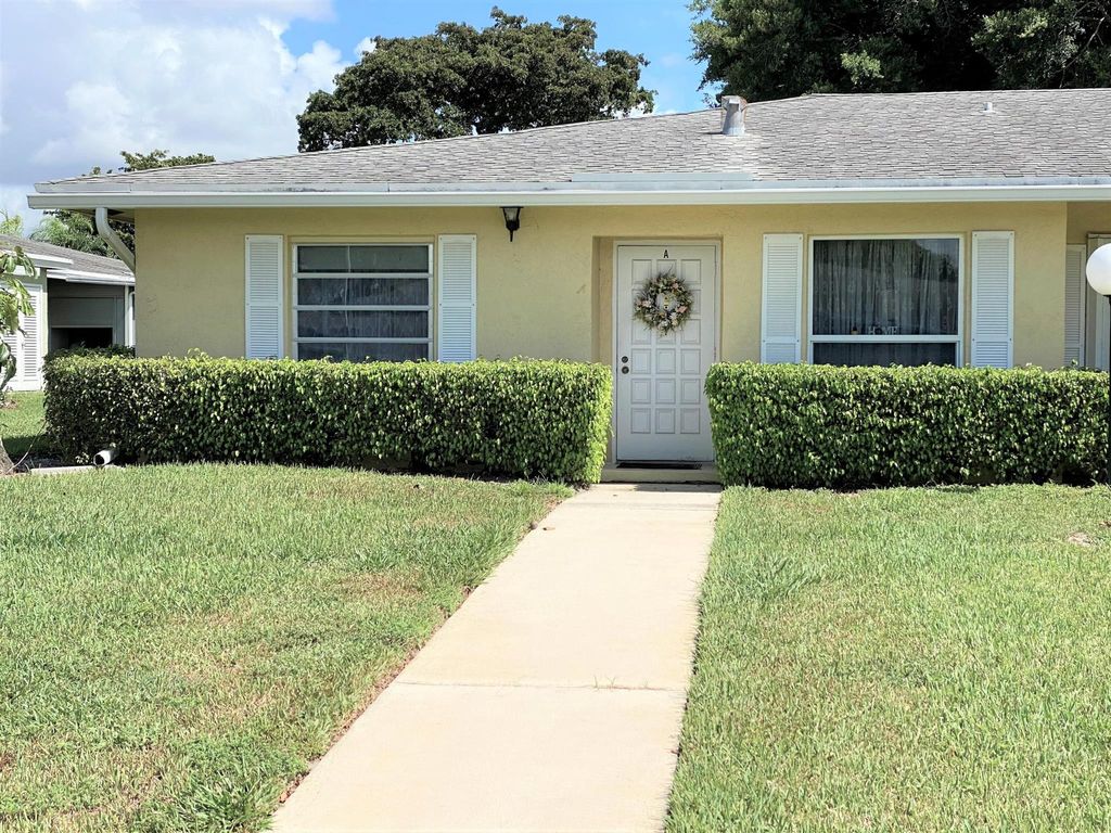 Photo of 2521 Juniper Drive #A, Delray Beach, FL 33445 (MLS # R10913253)