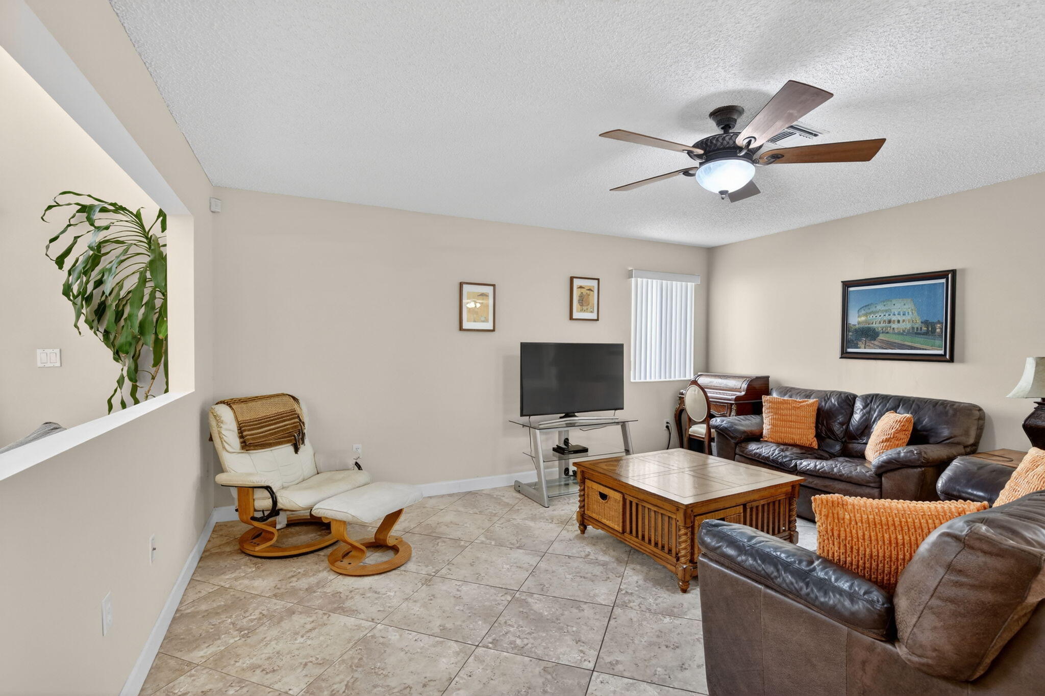 CENTRAL PARK LAKE - Residential