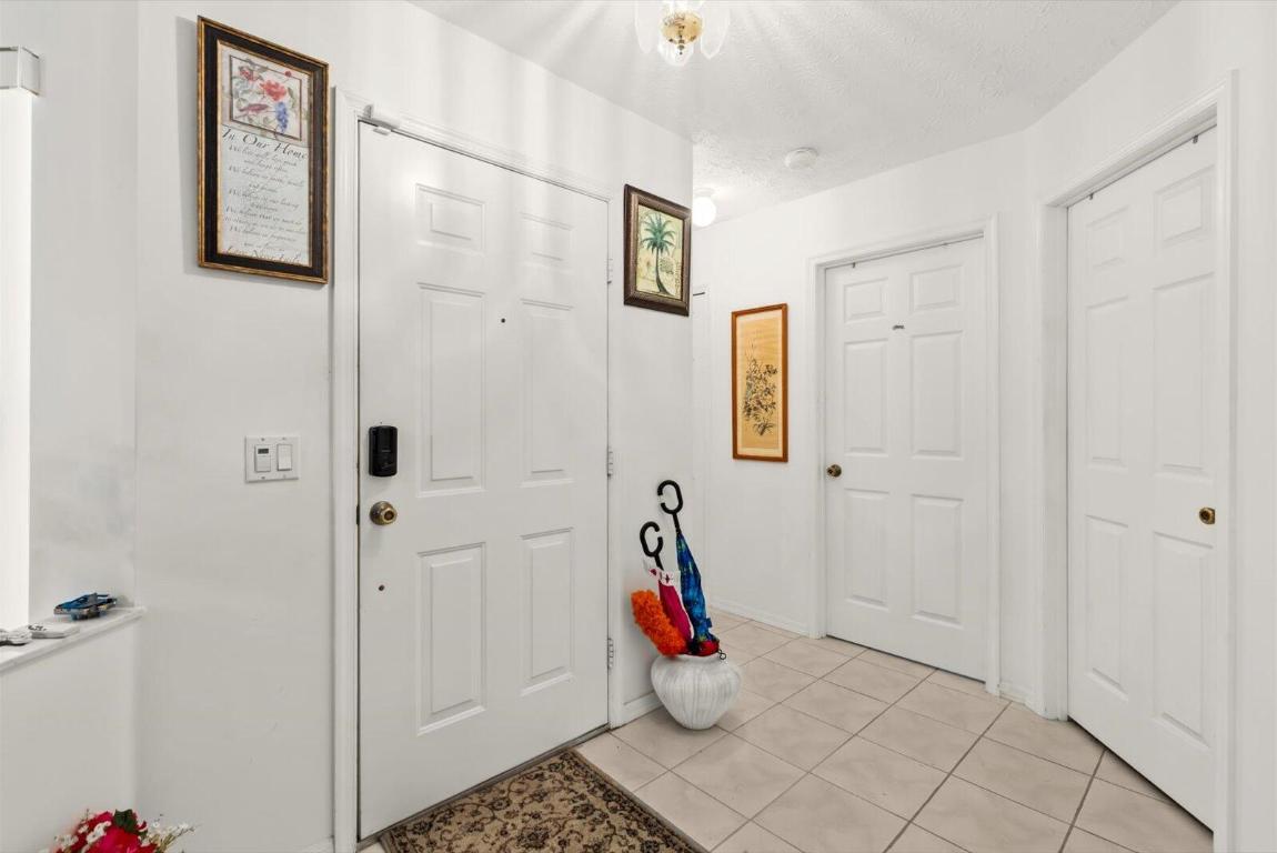 6202 Alexandria Circle