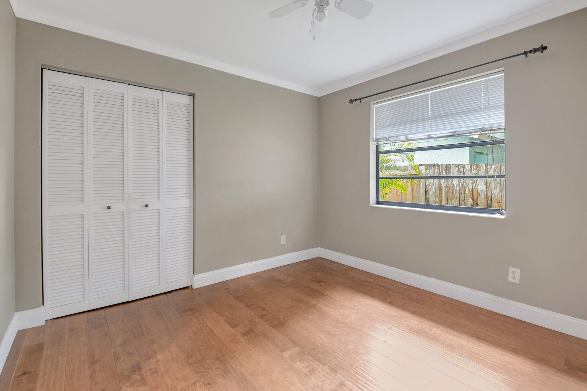 EASTWOOD OF WELLINGTON 2 - Residential