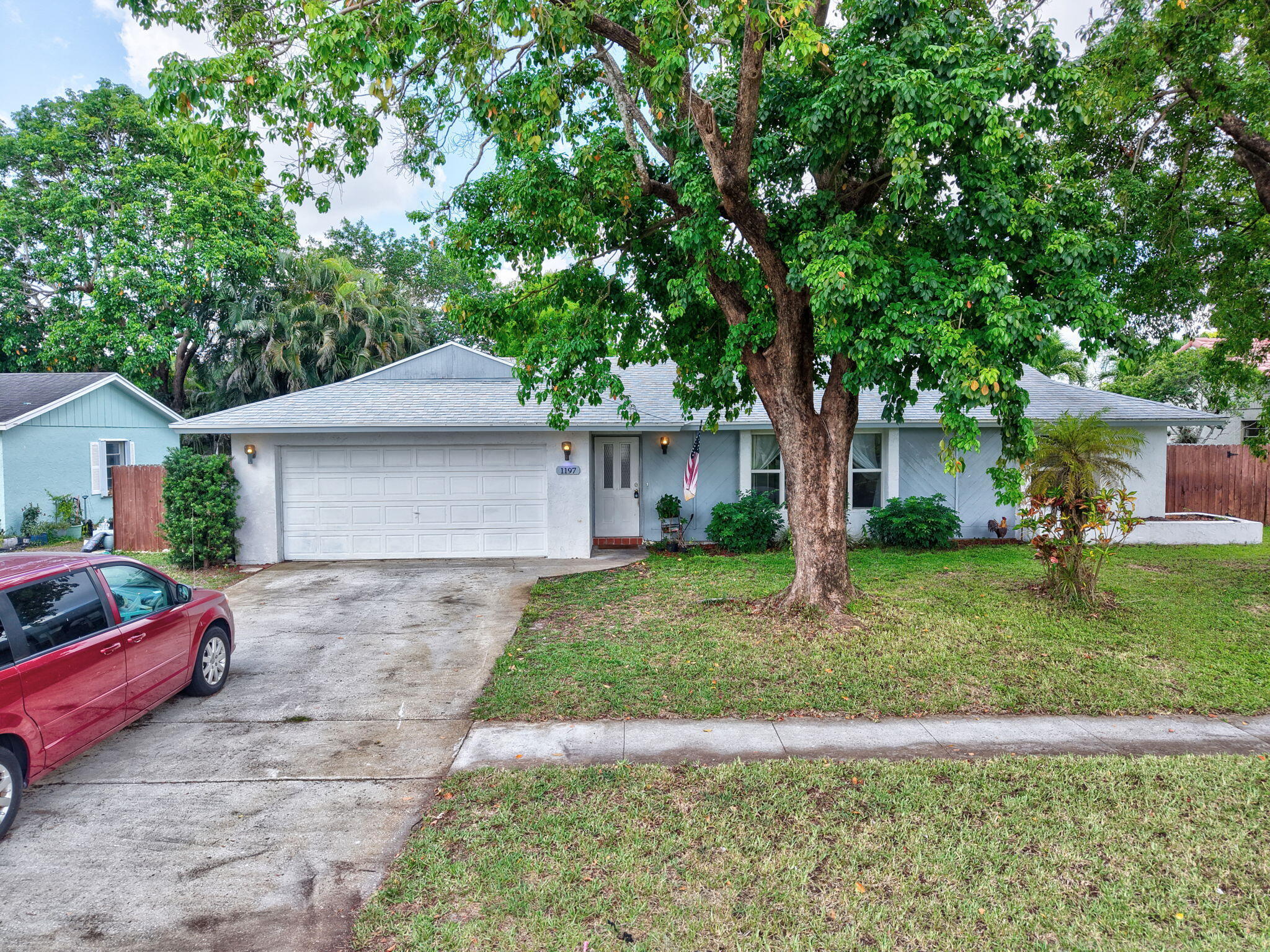 EASTWOOD OF WELLINGTON 2 - Residential