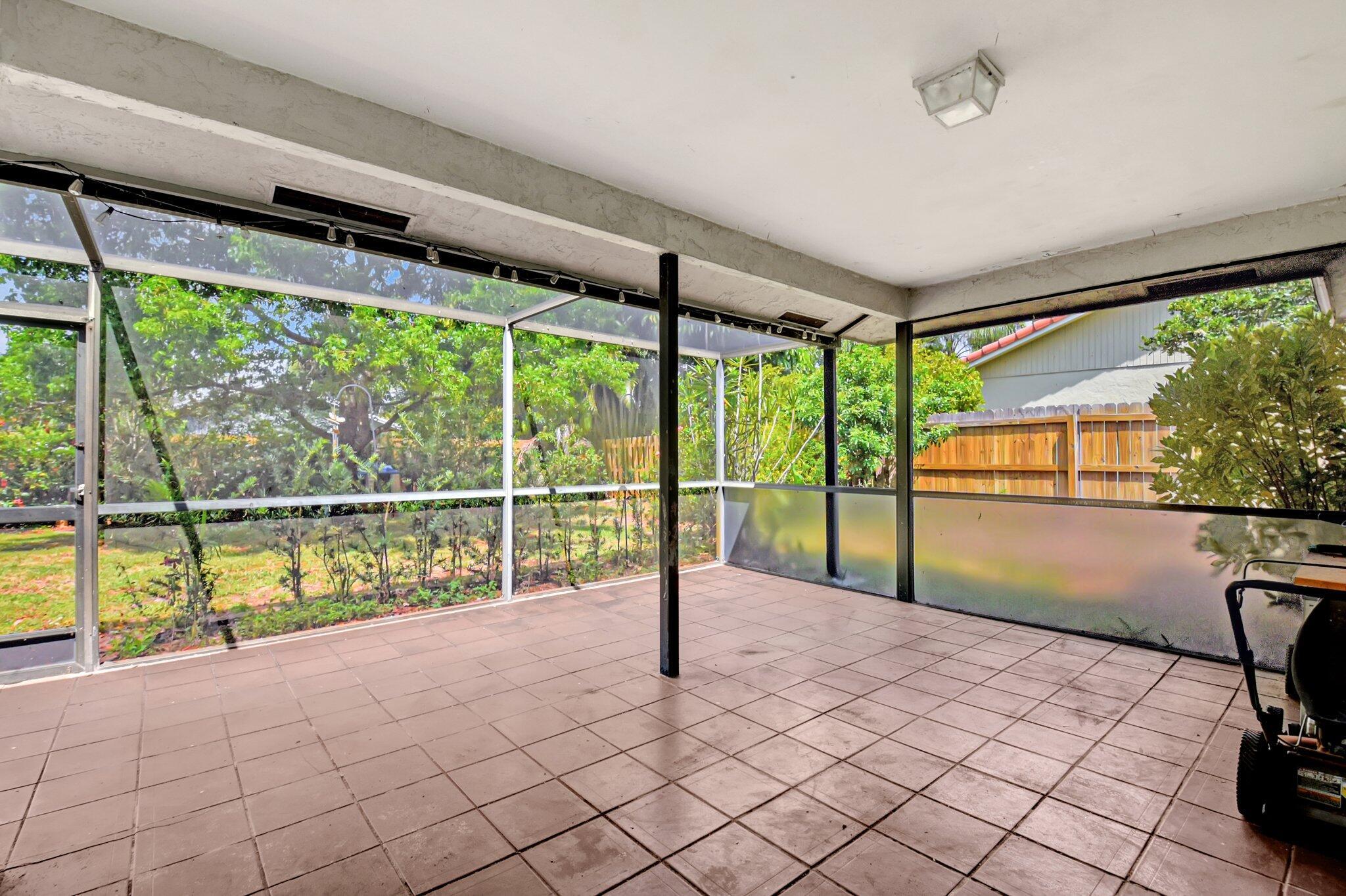 EASTWOOD OF WELLINGTON 2 - Residential