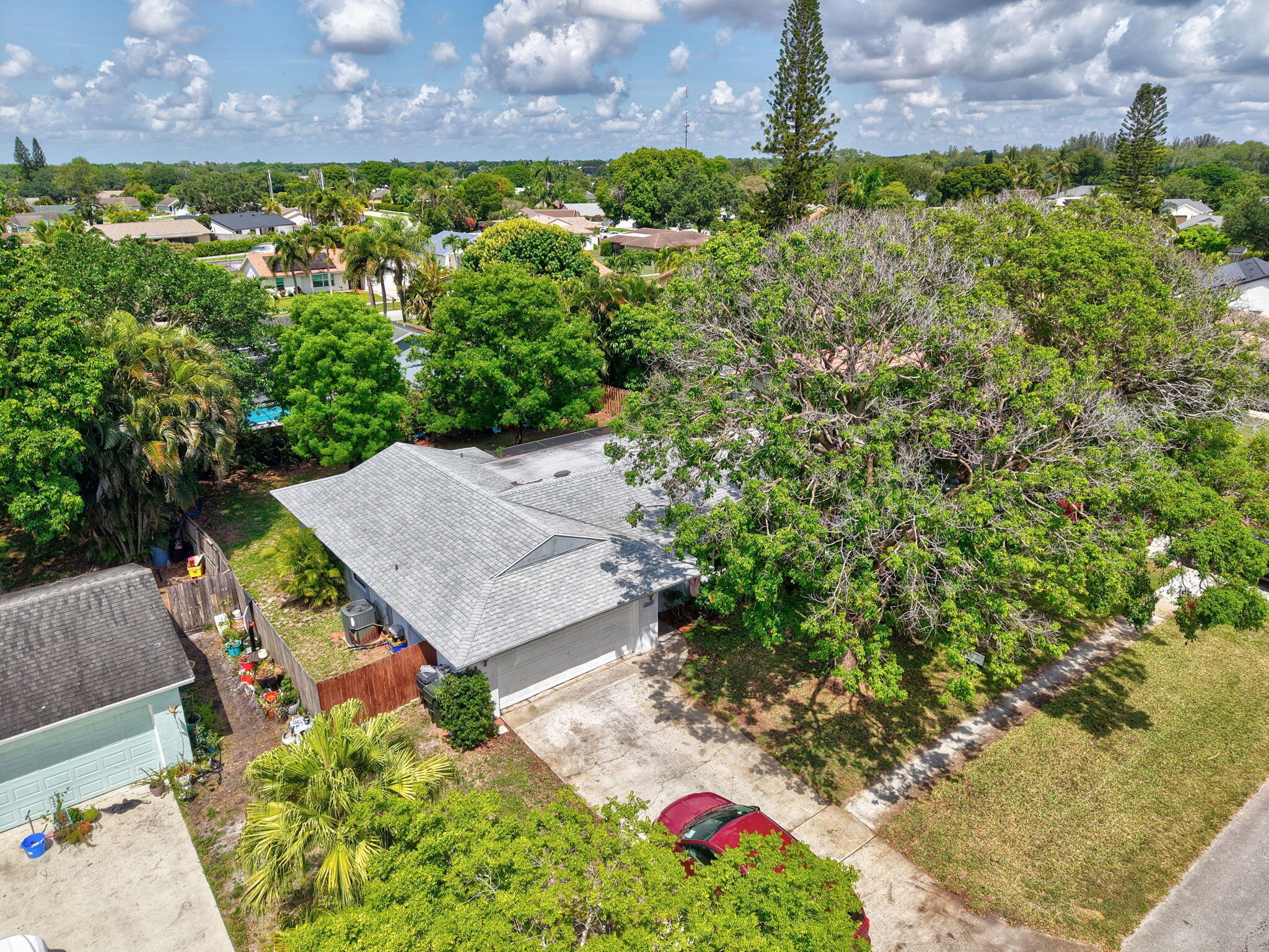 EASTWOOD OF WELLINGTON 2 - Residential