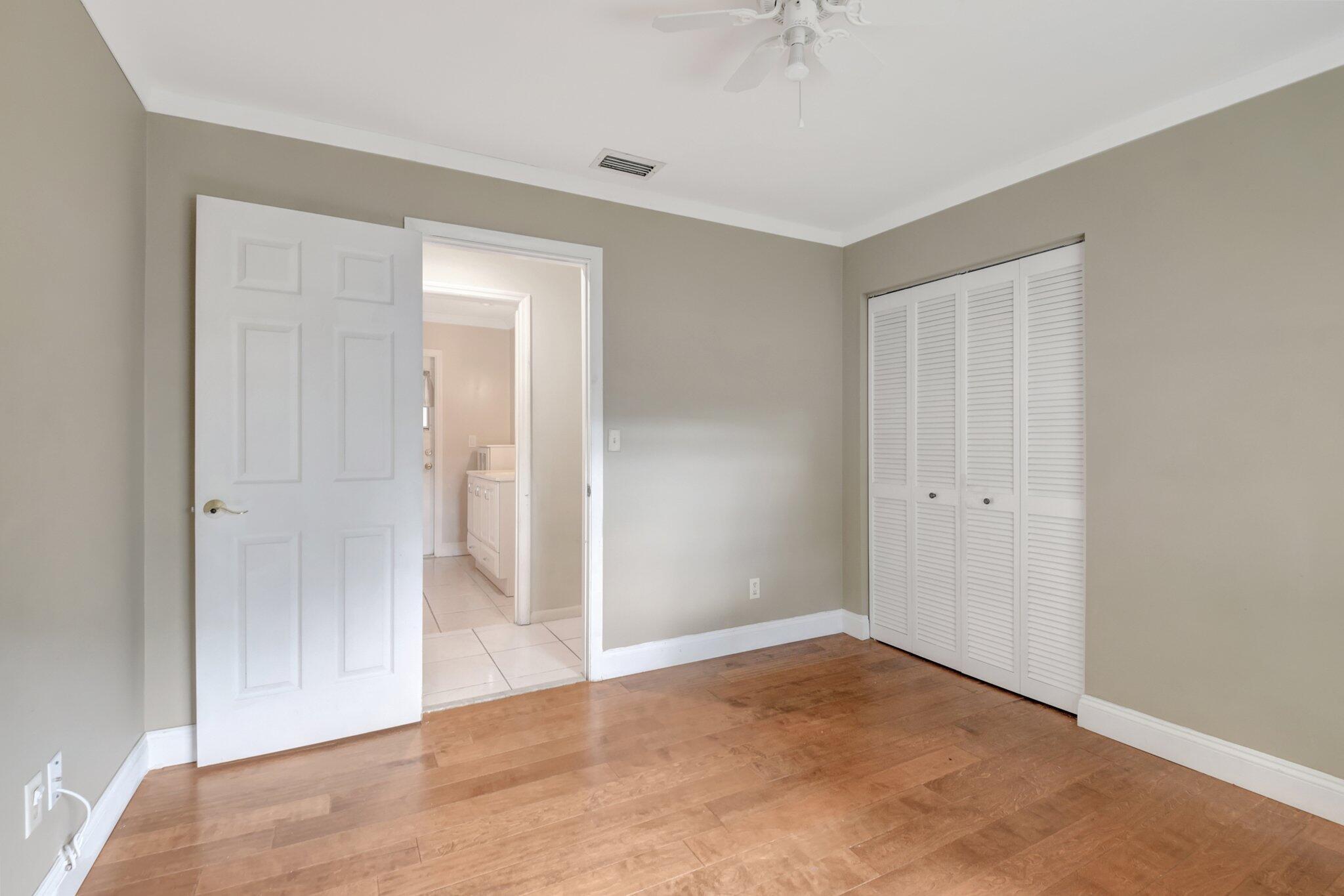 EASTWOOD OF WELLINGTON 2 - Residential