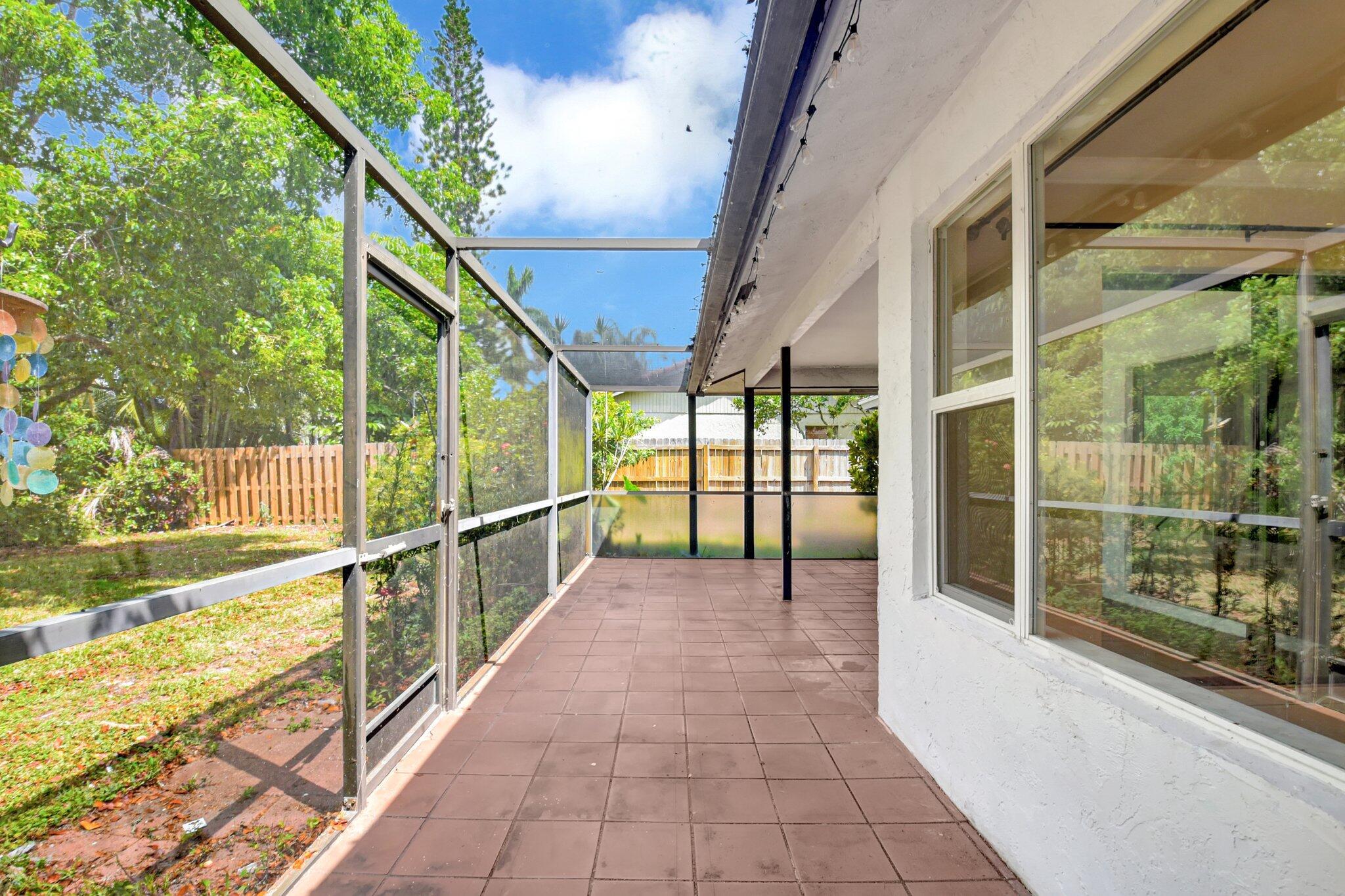 EASTWOOD OF WELLINGTON 2 - Residential