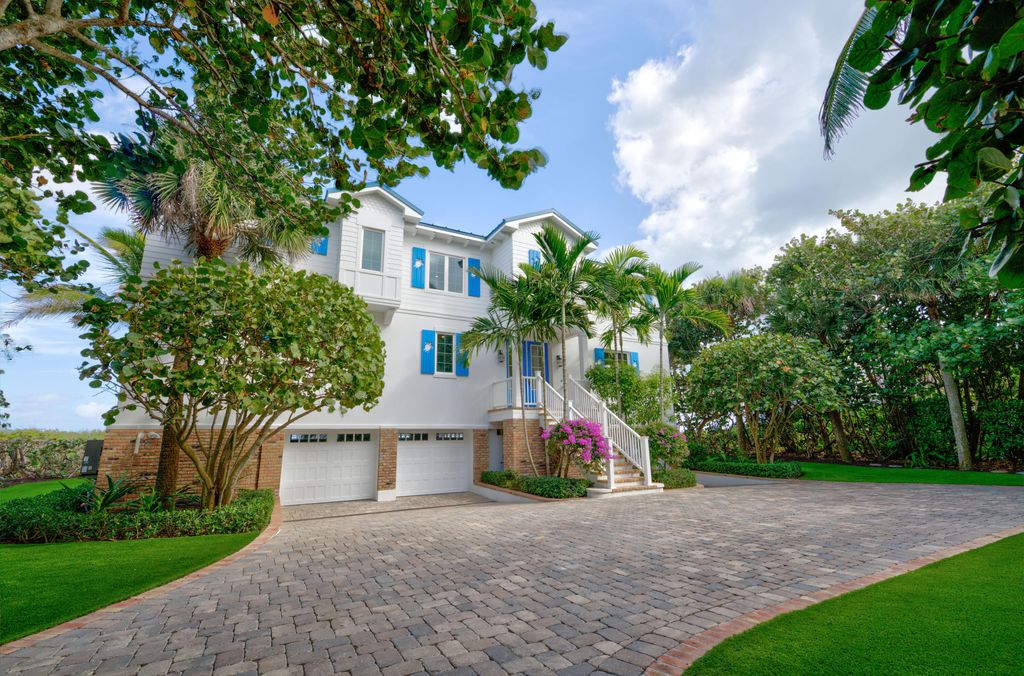 Photo of 113 N Beach Road, Jupiter Island, FL 33455 (MLS # R11150339)