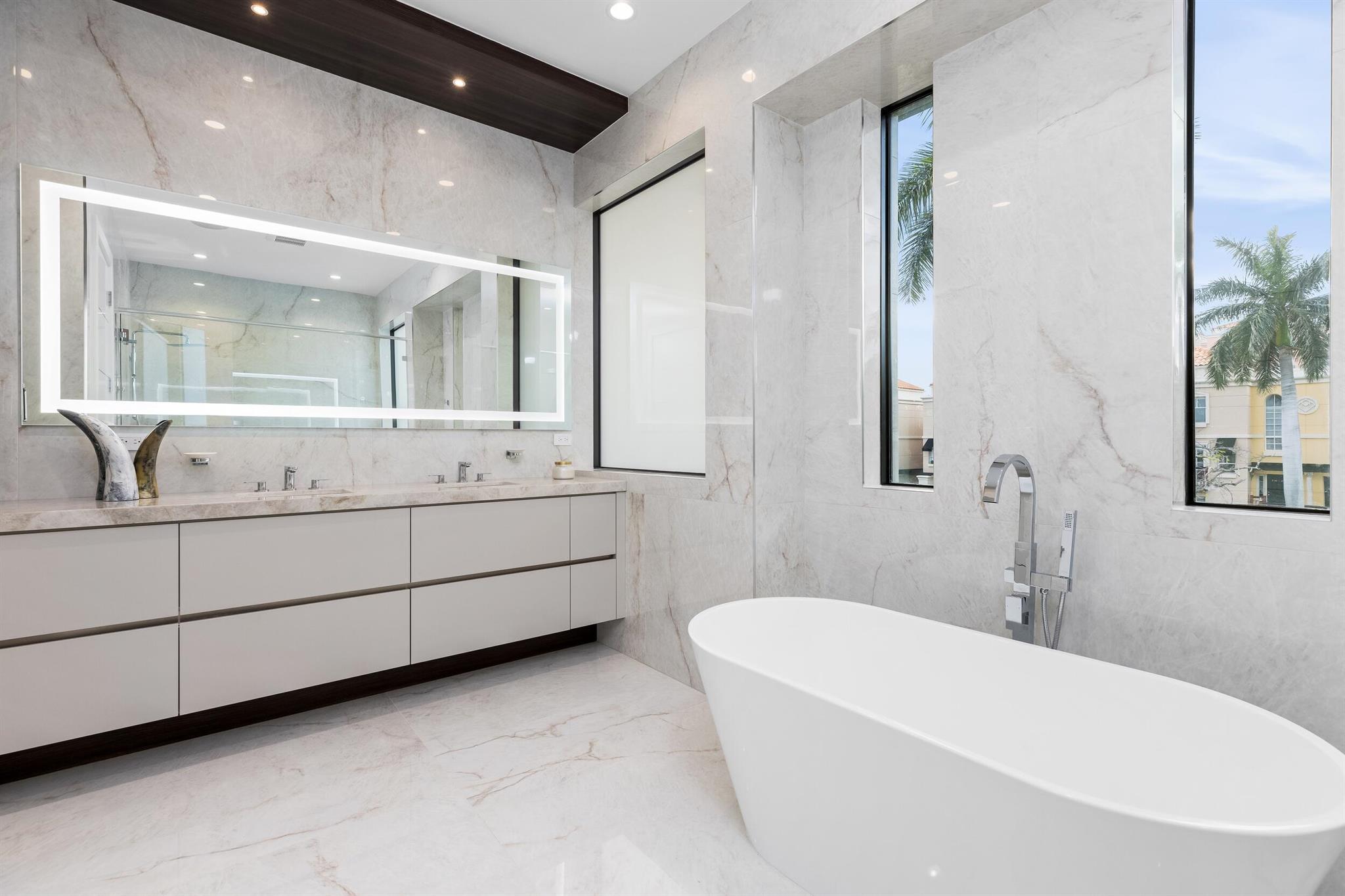 BOCA VILLAS - Residential