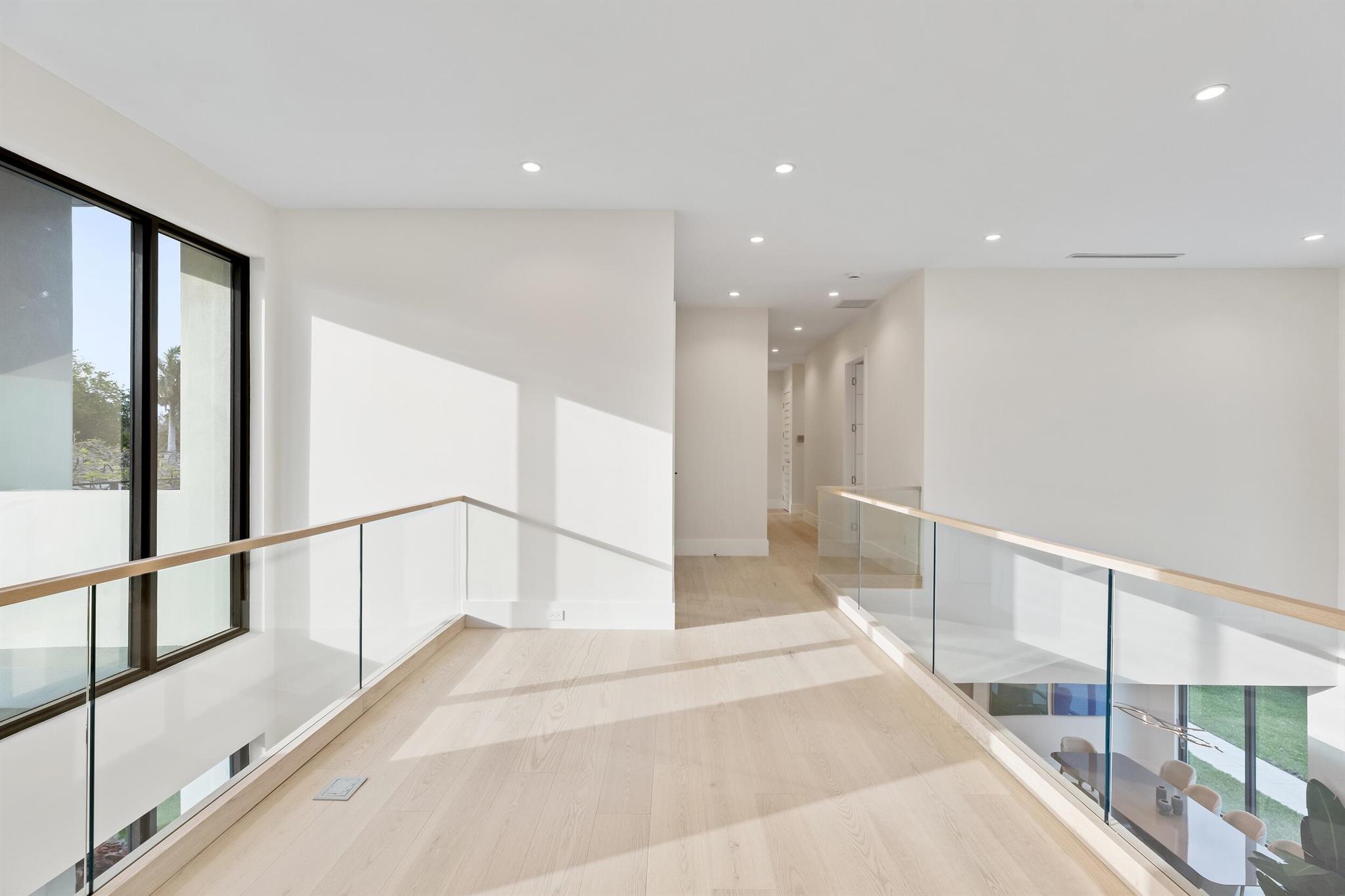 BOCA VILLAS - Residential