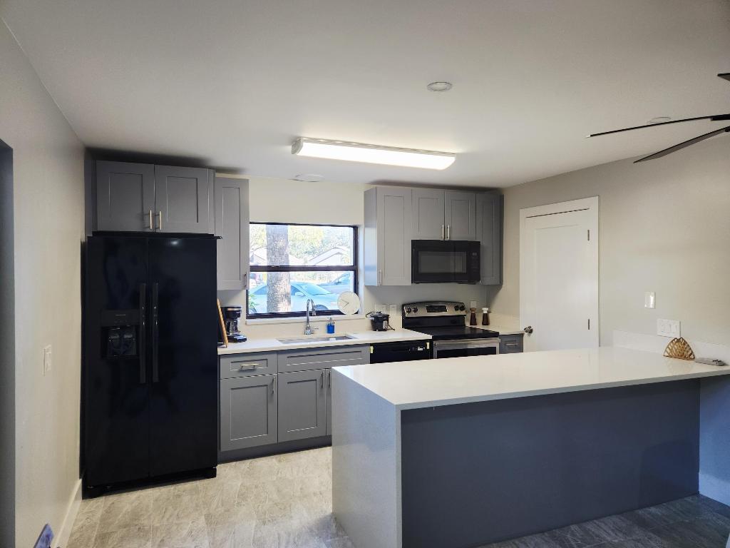 ISLAND HOUSE CONDOMINIUM PHASE III (BLDG VIII) - Residential