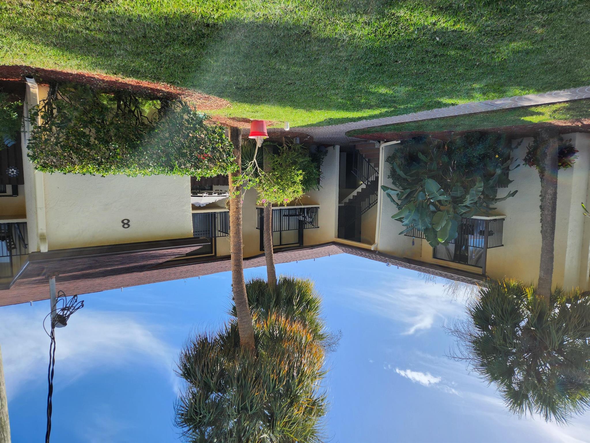 ISLAND HOUSE CONDOMINIUM - Residential