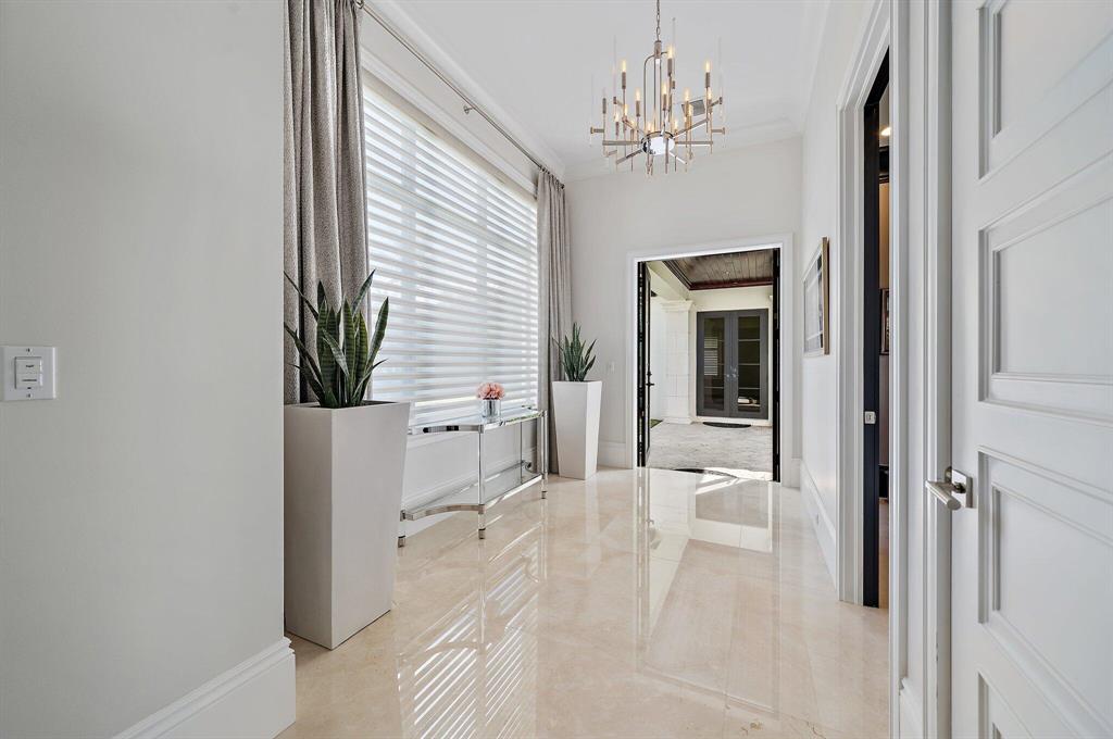 BAMBOO POINT - Residential