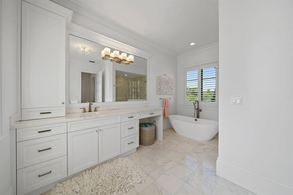 BAMBOO POINT - Residential