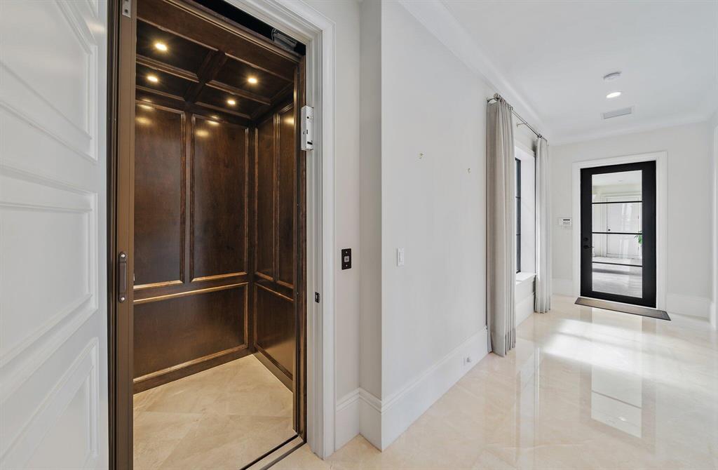 BAMBOO POINT - Residential