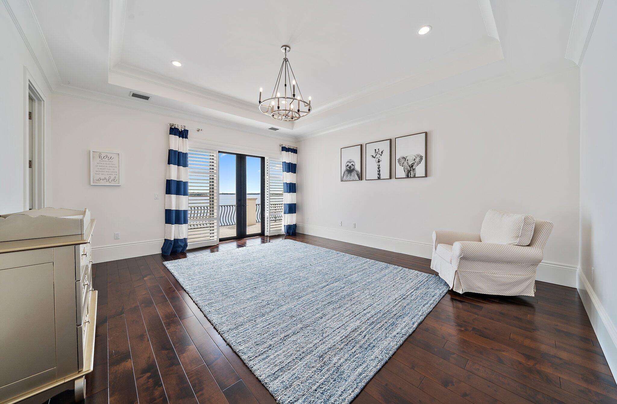 BAMBOO POINT - Residential