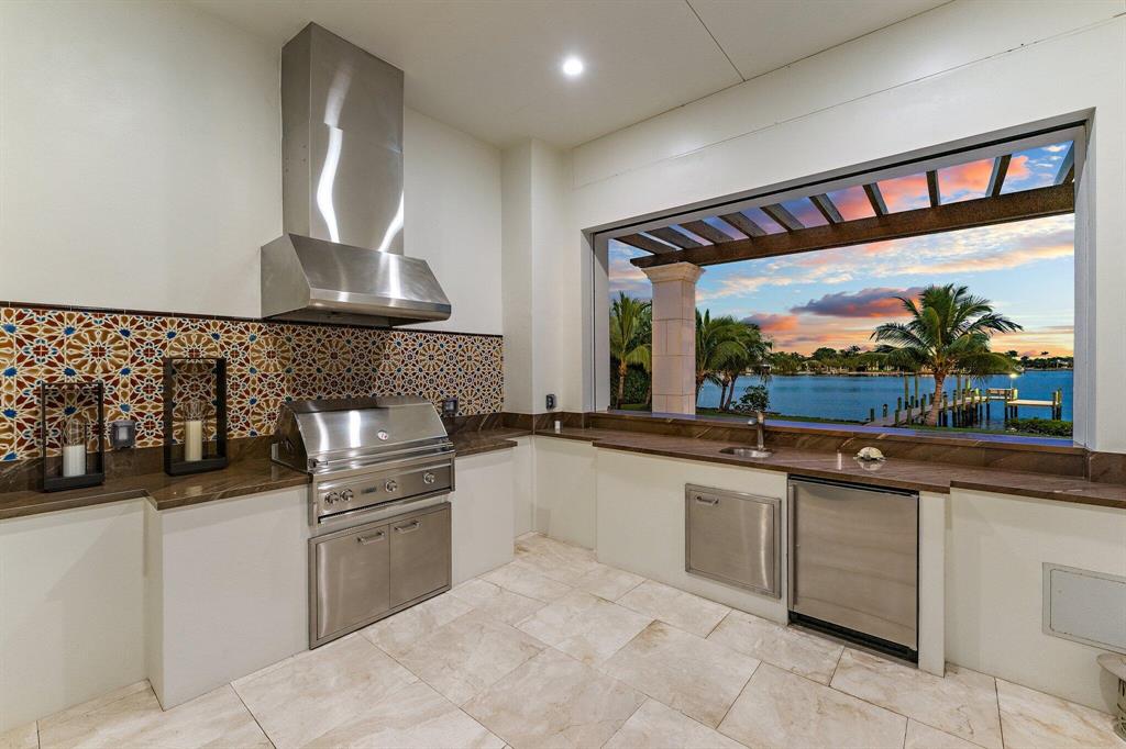 BAMBOO POINT - Residential