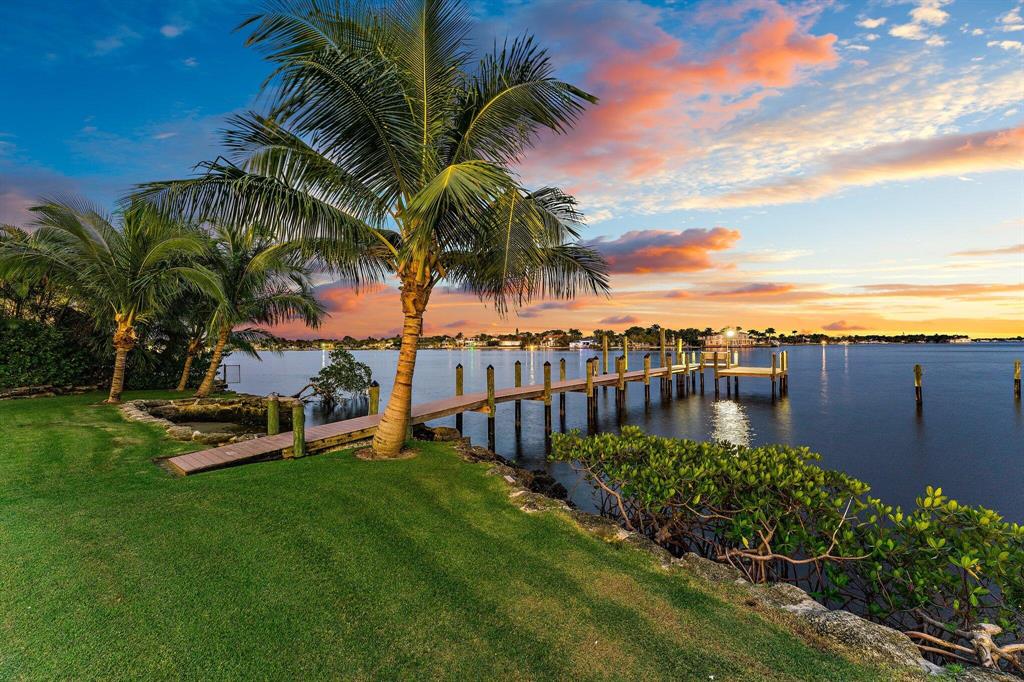 BAMBOO POINT - Residential