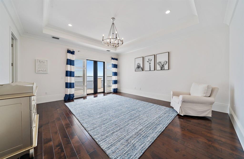 BAMBOO POINT - Residential