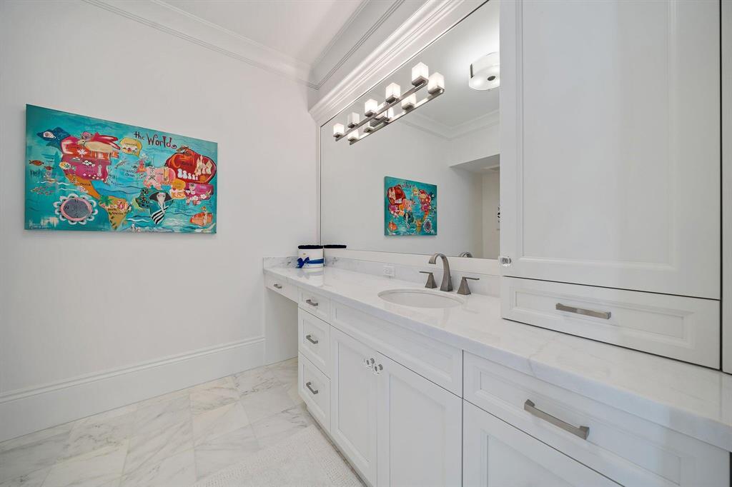 BAMBOO POINT - Residential