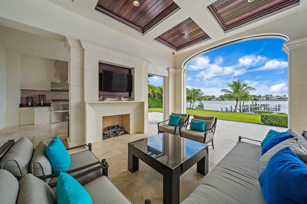 BAMBOO POINT - Residential