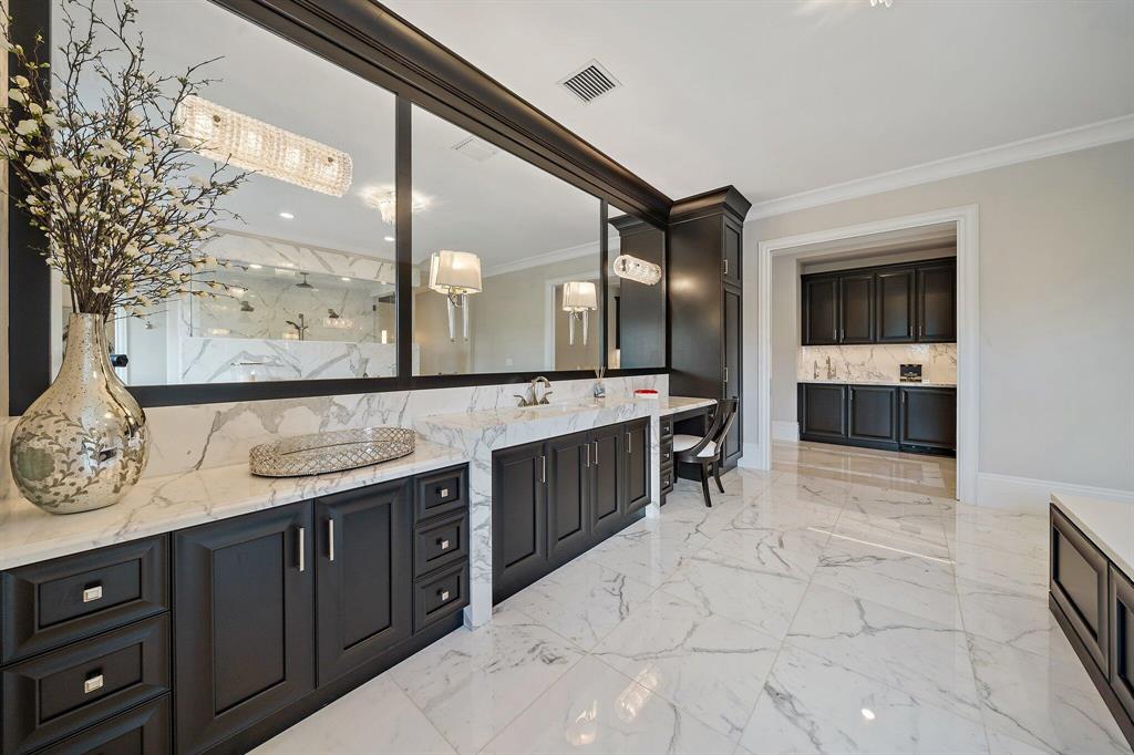 BAMBOO POINT - Residential