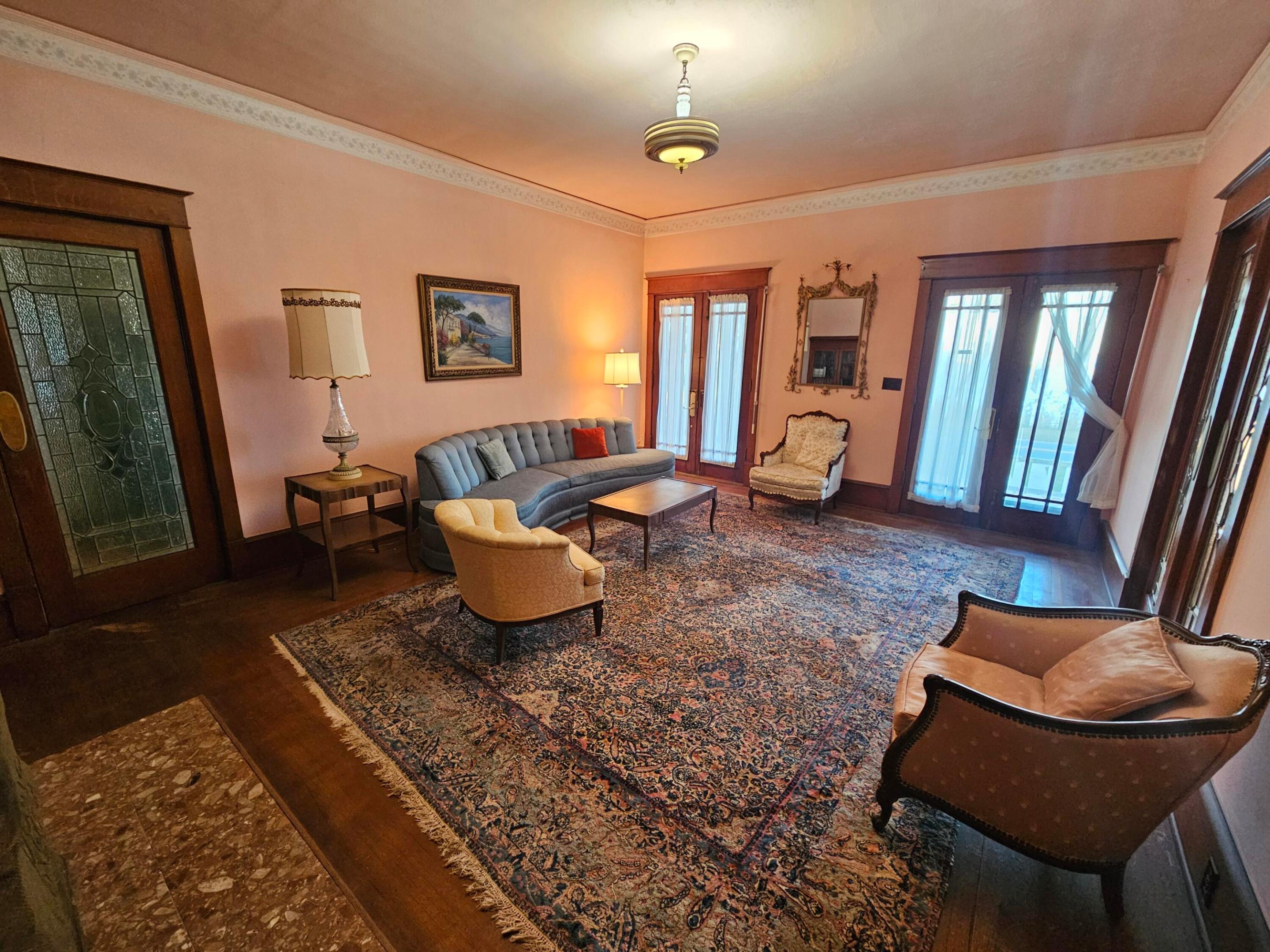 METES AND BOUNDS - Residential