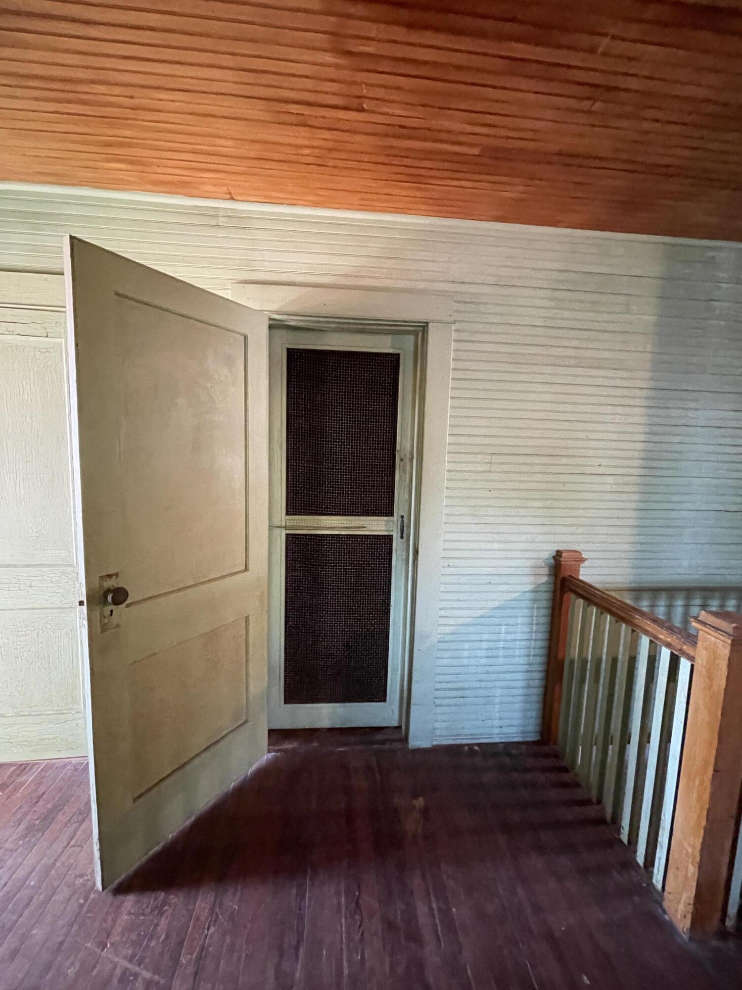 METES AND BOUNDS - Residential