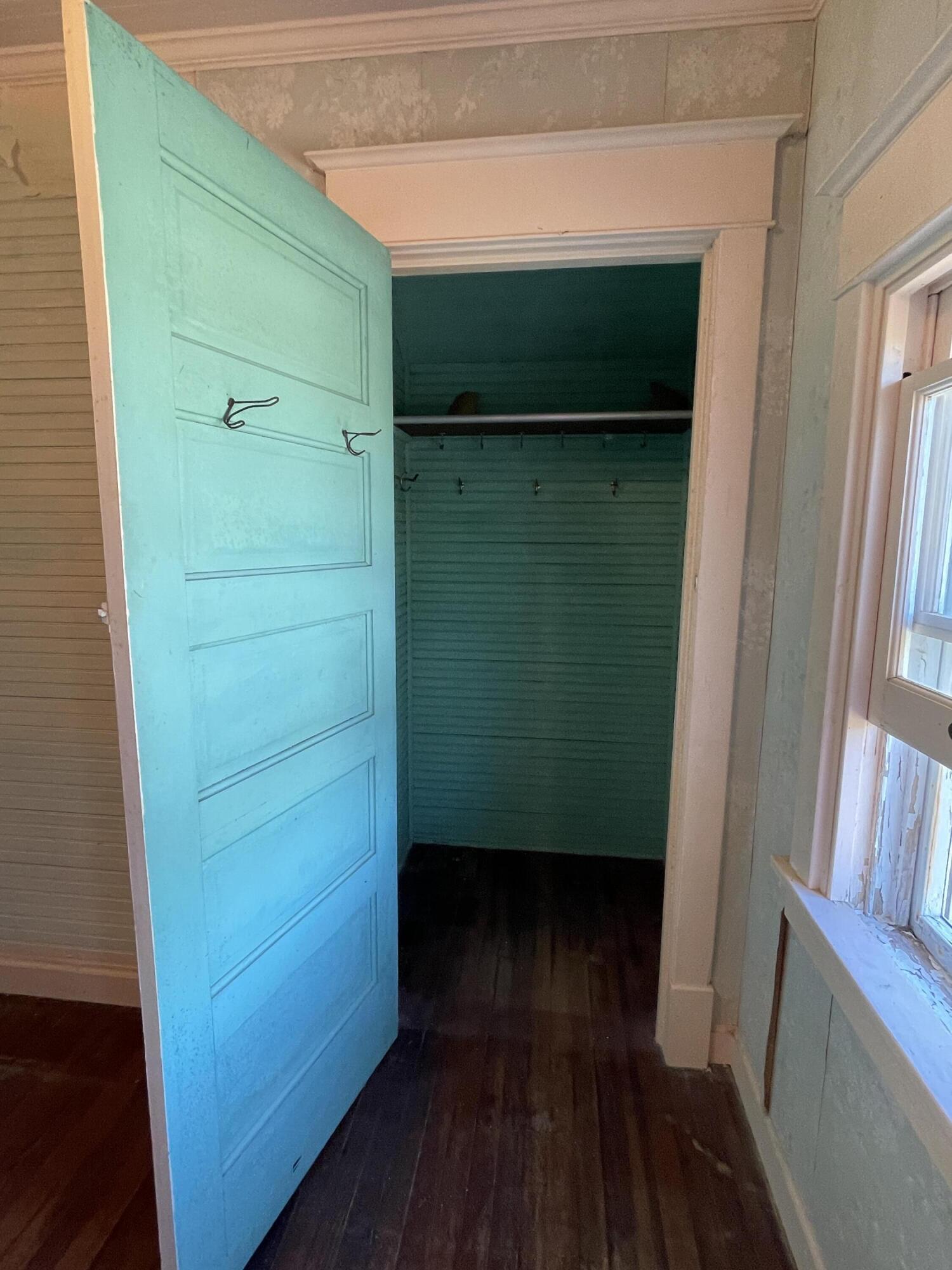 METES AND BOUNDS - Residential