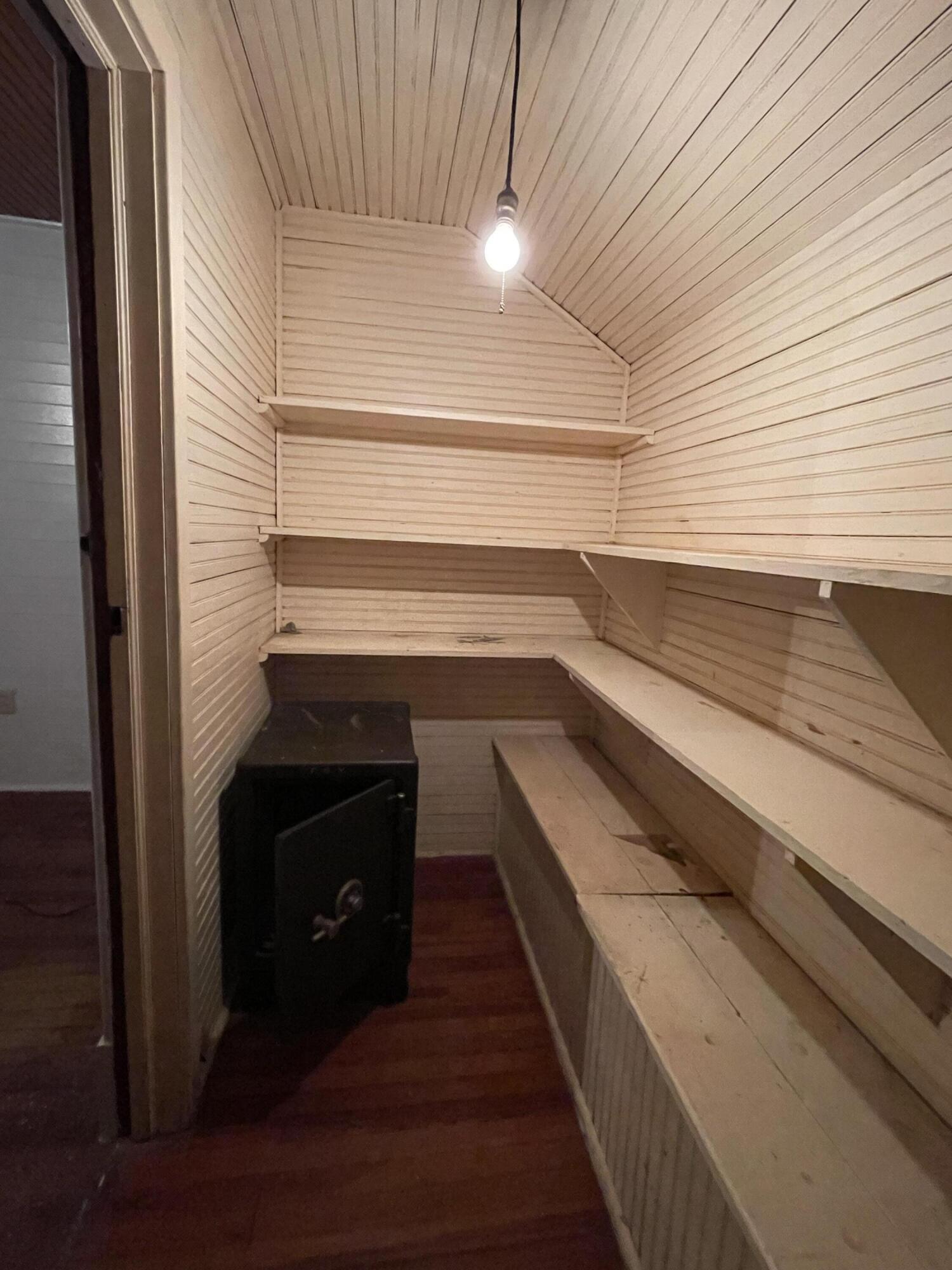 METES AND BOUNDS - Residential