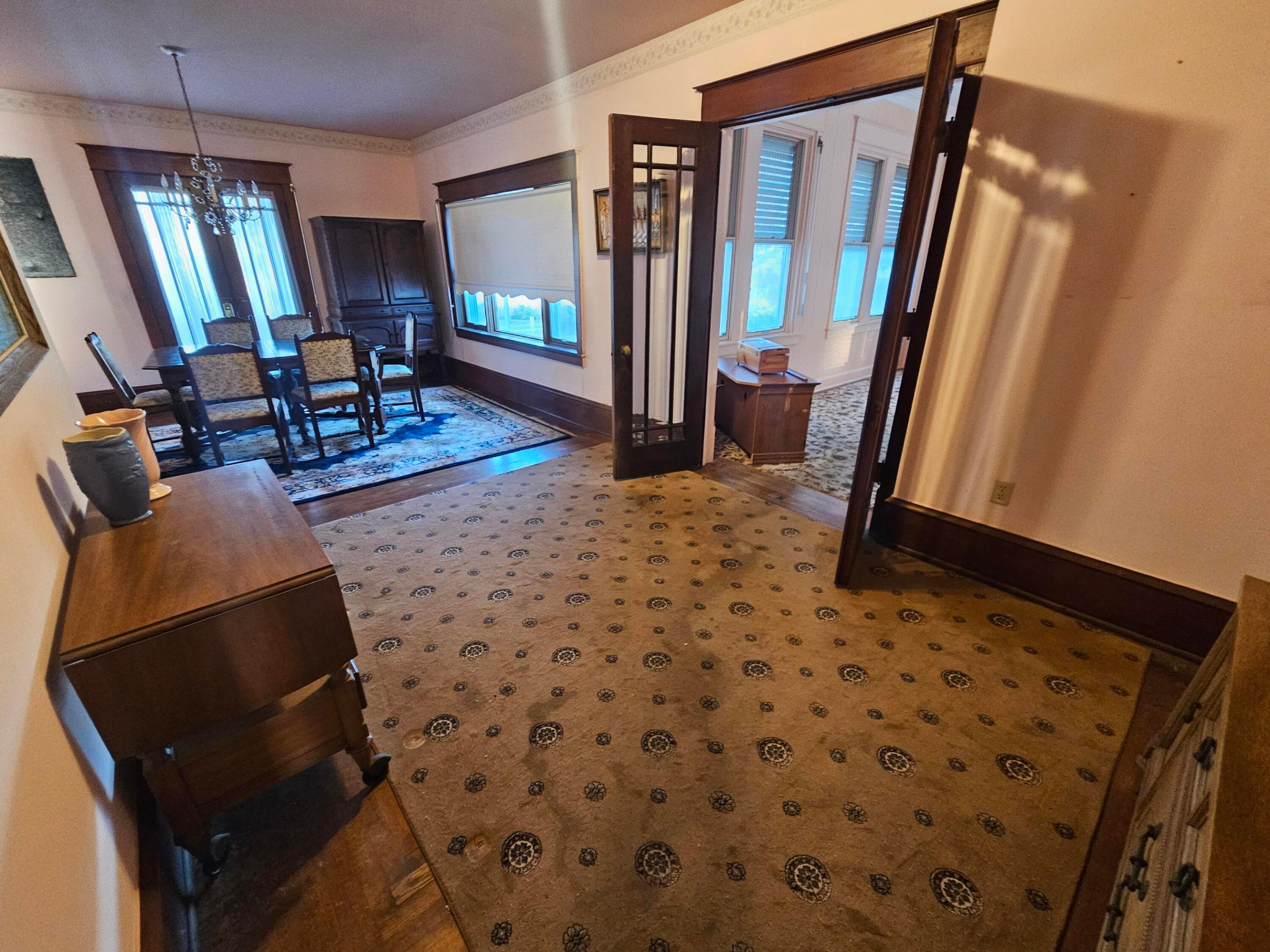 METES AND BOUNDS - Residential