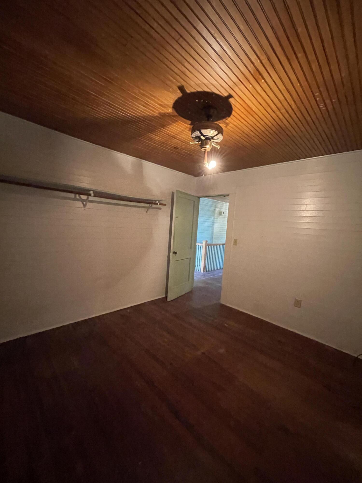 METES AND BOUNDS - Residential